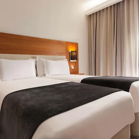 Готель Mercure 4*