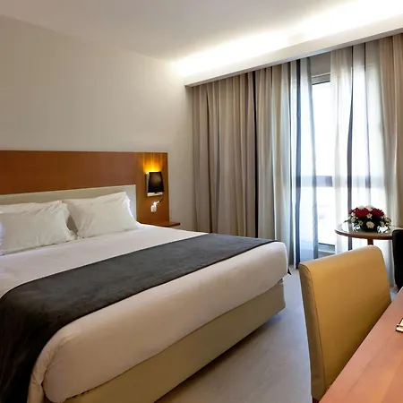 Mercure ליסבון