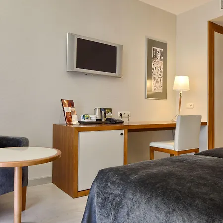 Отель Mercure