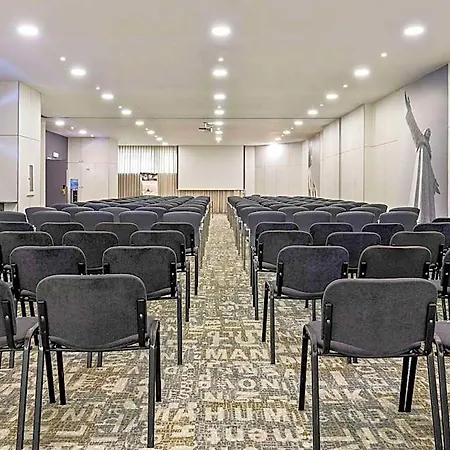 Отель Mercure 4*