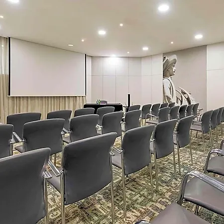 Mercure Отель 4*