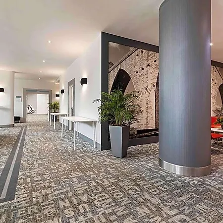 Отель Mercure