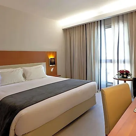Mercure Лиссабон