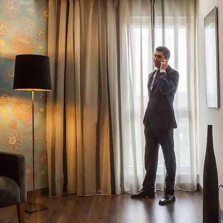 Mercure 4*