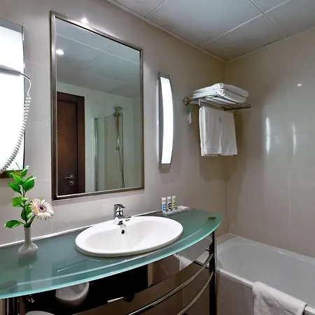 Hotell Mercure 4*